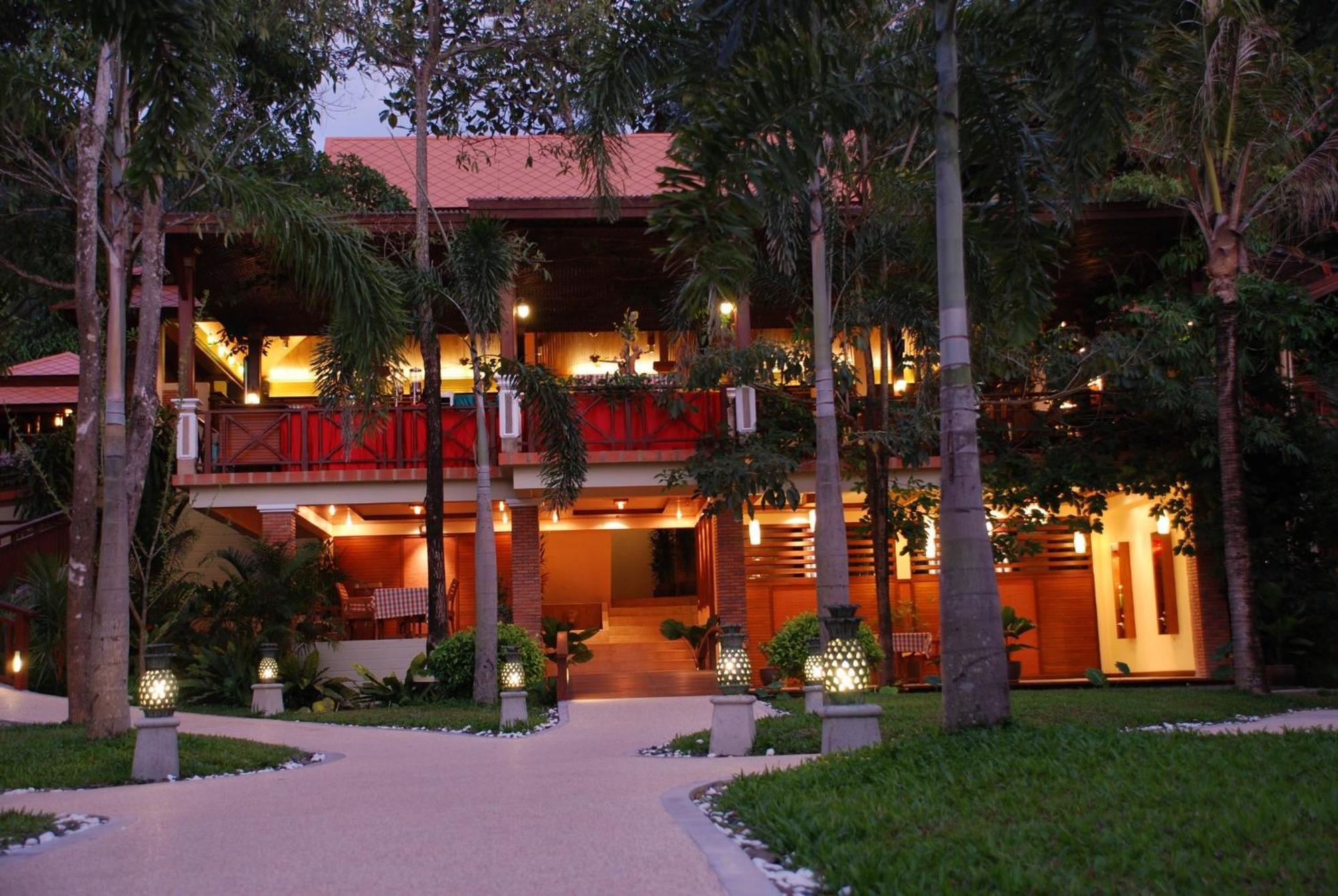 Khaolak Bayfront Resort Takuapa Екстер'єр фото