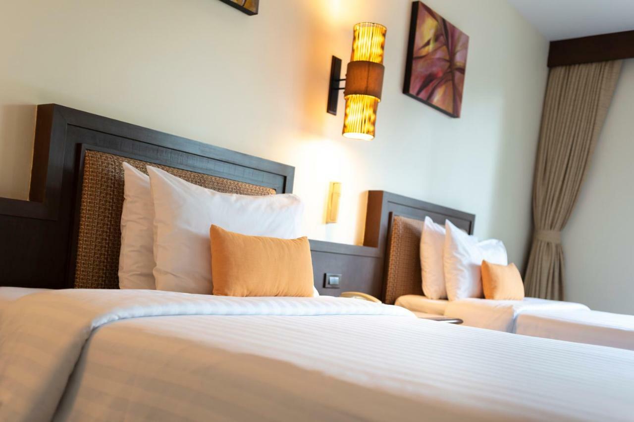 Khaolak Bayfront Resort Takuapa Екстер'єр фото