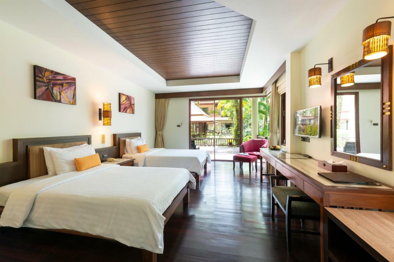 Khaolak Bayfront Resort Takuapa Екстер'єр фото
