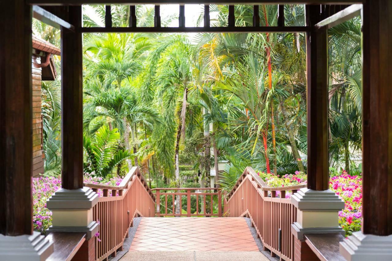 Khaolak Bayfront Resort Takuapa Екстер'єр фото