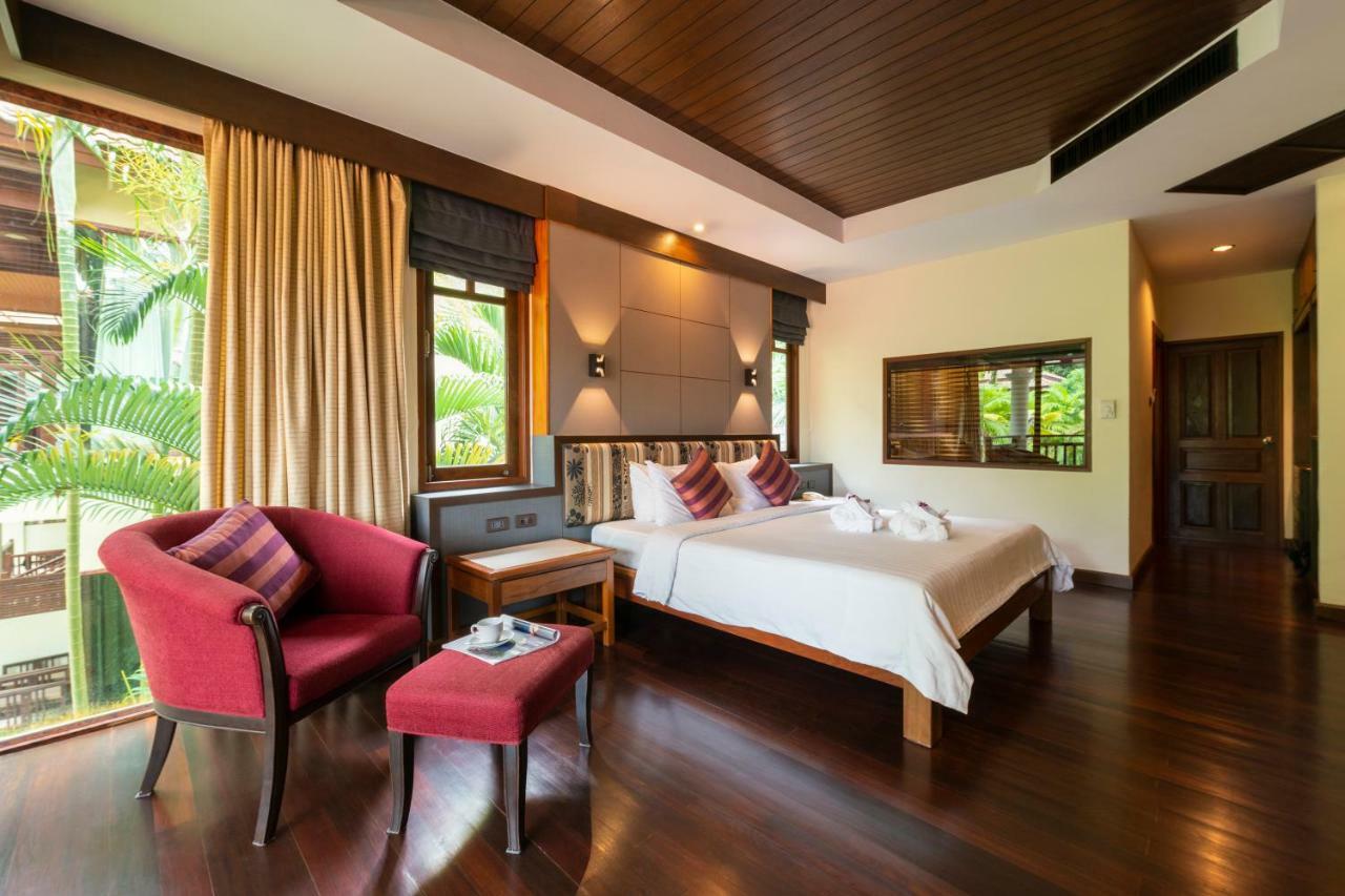 Khaolak Bayfront Resort Takuapa Екстер'єр фото
