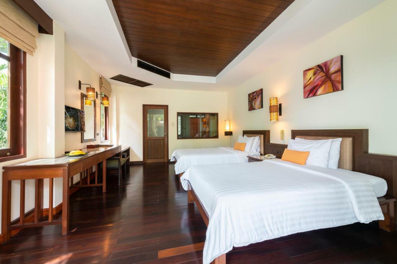 Khaolak Bayfront Resort Takuapa Екстер'єр фото